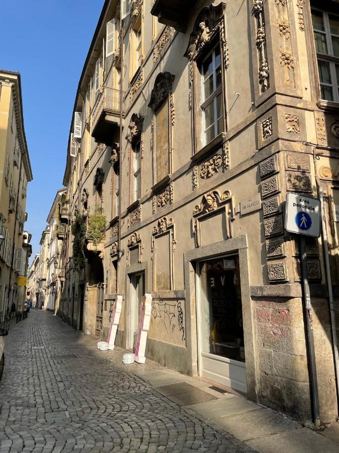 La Casa Di Ringhiera * Torino