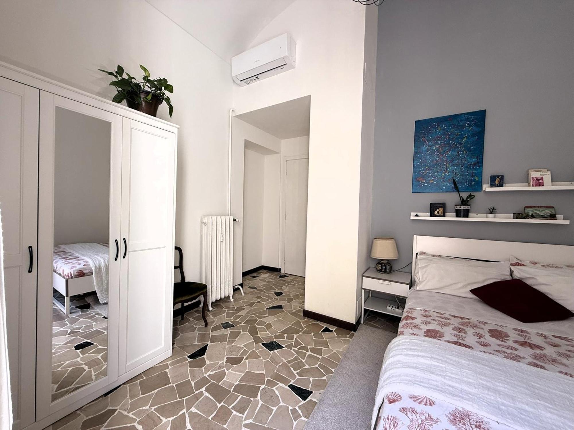 La Casa Di Ringhiera - Silenzioso Di Charme Con Balcone Nel Quadrilatero Apartamento